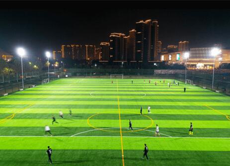 Le luci dello stadio a LED dovrebbero essere più ampiamente utilizzate in futuro