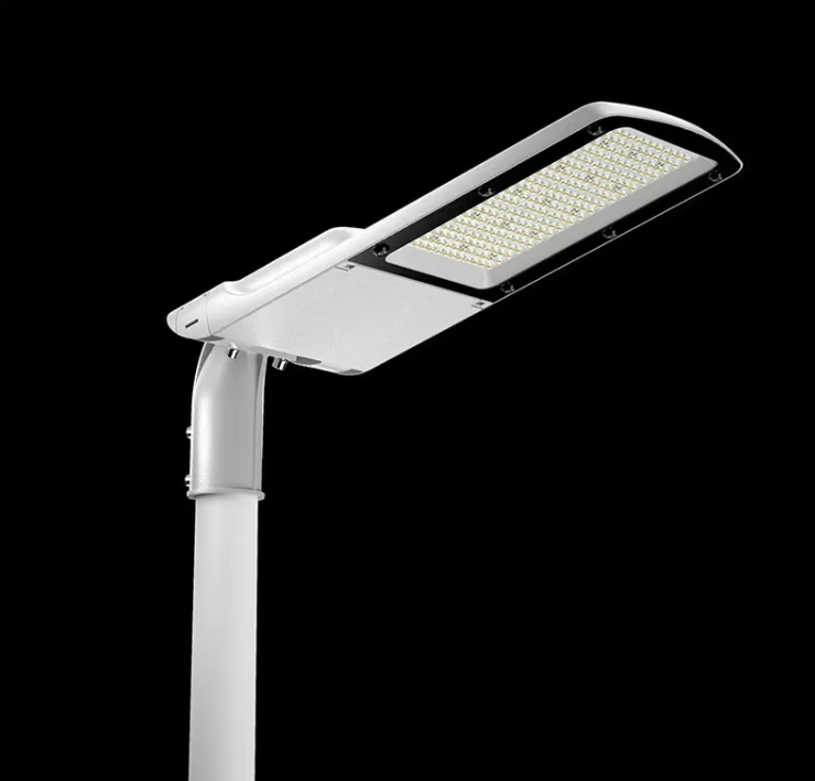 Quali sono i vantaggi dei lampioni a LED?